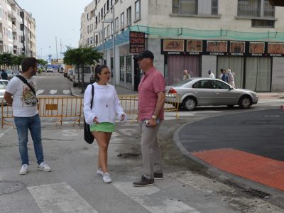 Isolina Villanueva reclama un axuste dos semáforos da intersección de Johan Carballeira con Pazos Fontenla
