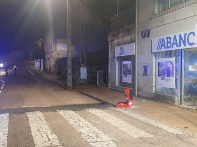 Aparece unha lancha en Punta Couso e buscan se ten relación co ataque ao banco de O Hío