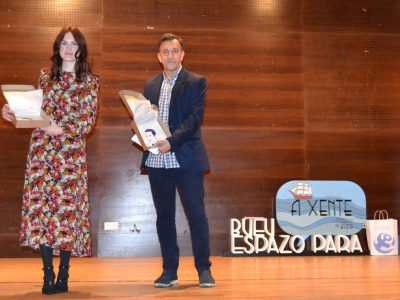Bueu convoca os premios Johan Carballeira de Poesía e xornalismo