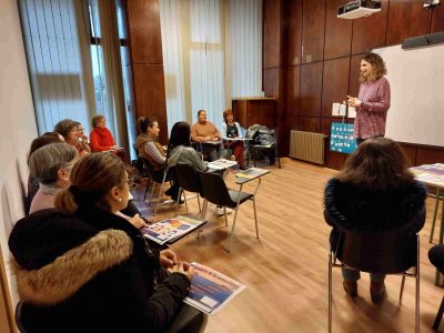 Unha veintena de mulleres de Bueu comezan un taller de autoestima