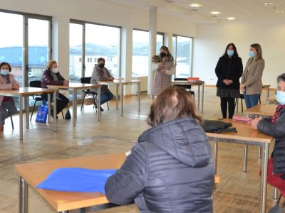 El tripartito de Cangas ‘se quedó’ en 2023 con los 10.000 euros destinados a las asociaciones de vecinos