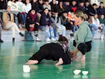 “O Lugar da Fenda” leva a Cangas a loita contra as violencias machistas
