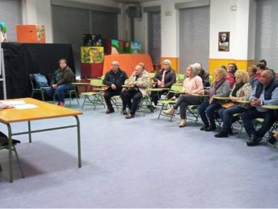 Os veciños de Coiro celebran o proxecto de reforma do cemiterio
