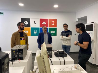 Sotelo visita o Museo do Videoxogo