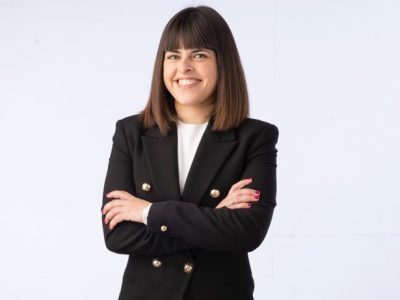 Iria Malvido, candidata PSdeG a la alcaldía de Cangas: «Los pactos que sean necesarios los realizaremos con los partidos de izquierdas»