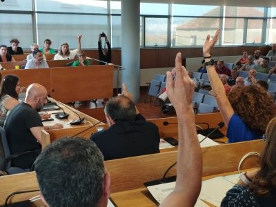 Todo o goberno local de Cangas queda sen soldo