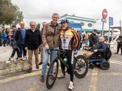 Rueda fai parada en Cangas para recoller as inquedanzas dos veciños