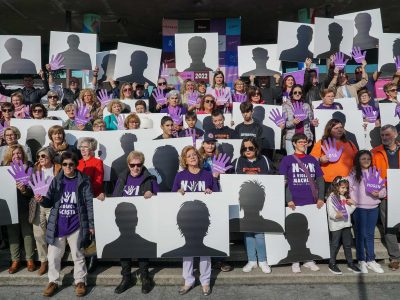 Moaña camiña unida contra a violencia machista