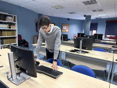 Marín busca rachar coa fenda dixital e publicará video tutoriais dos principais trámites que se poden facer na sede electrónica