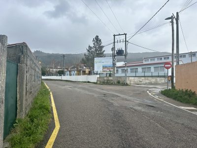 Marín renovará o pavimento e mellorará a seguridade viaria no entorno do CEIP do Carballal
