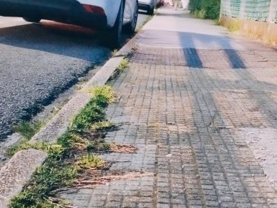 Acuerdo para reparar en primavera las aceras en peor estado de Meira