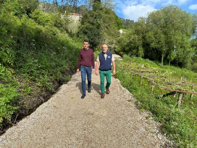 O Concello colabora coa asociación de veciños da Moreira na mellora do Camiño Aveneiral