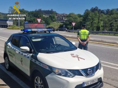 Sorprendido un vecino de Vilaboa con un detector de radares en el coche