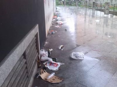 La limpieza de todas las calles de Cangas recae en 5 personas 