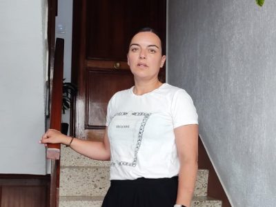 La expareja de la mujer de Marín con orden de desahucio responde