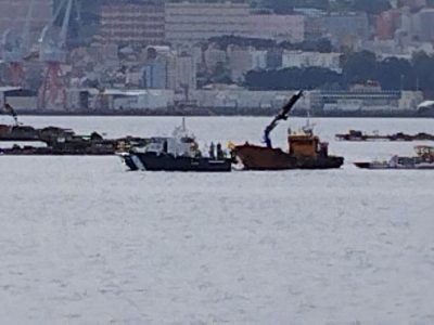 Se hunde un mejillonero de Moaña tras chocar contra una batea en la ría
