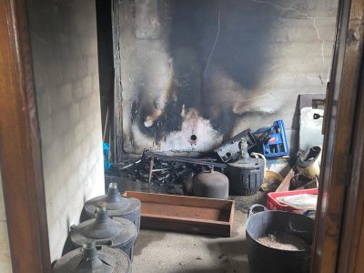 Un cartero auxilió a un hombre que sufrió quemaduras en el incendio de su vivienda en Marín