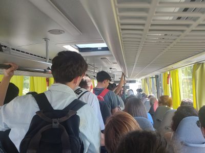 Autobús de refuerzo en la línea de Cangas a Pontevedra