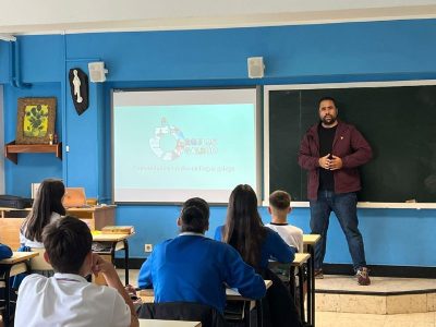O galego nas redes analízase nos institutos