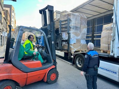 Marín envía toneladas de productos a Alfafar