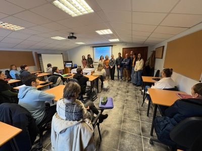 Desayunos en los coles servidos por los alumnos de hostelería