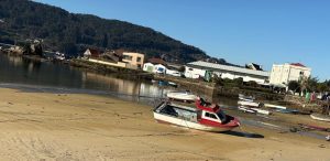 Portos regulariza el uso de la lámina de agua del puerto de Aldán y pide la retirada de embarcaciones no autorizadas