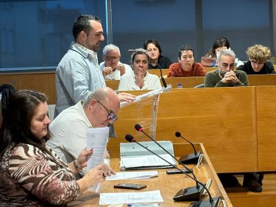 El “desprecio” a la oposición tumba la adhesión al +Rueiro