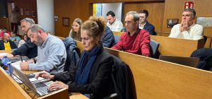 Cangas tarda el triple en permitir una terraza que un piso turístico, denuncia el PP