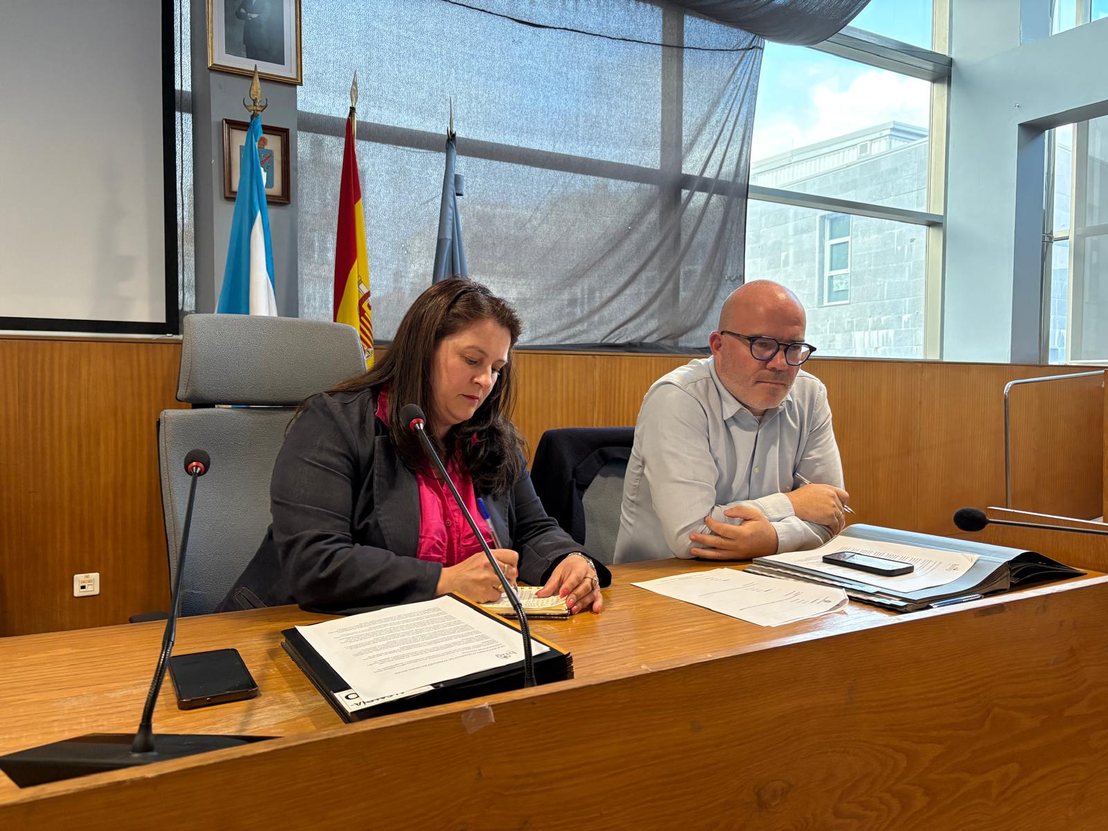 El tripartito recorta el horario del servicio de socorrismo de playas