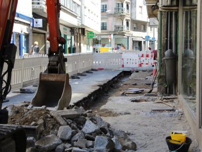 Avanzan as obras de Rúa da Ponte de Marín,que mellorarán o espazo urbano e o pavimento