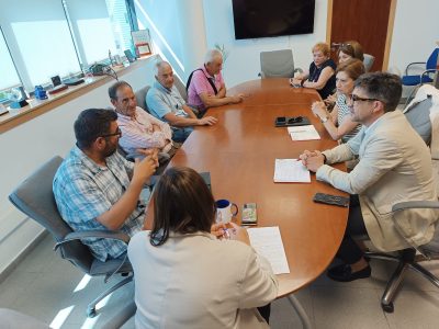 Espinosa visita Moaña para pedir las urgencias 