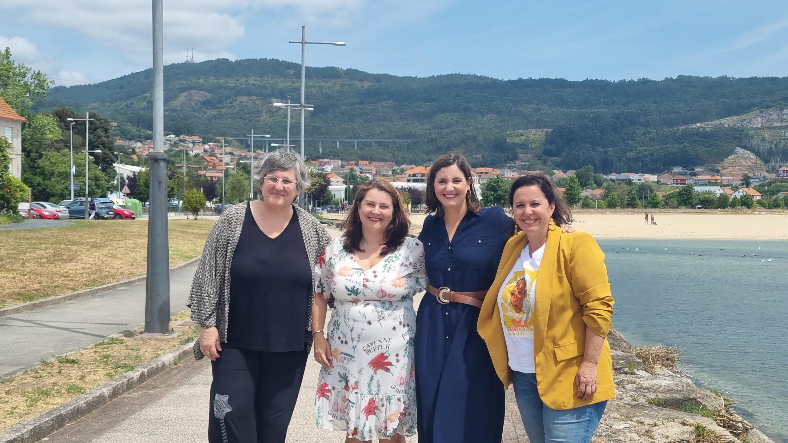 La eurodiputada del BNG Ana Miranda visita Moaña