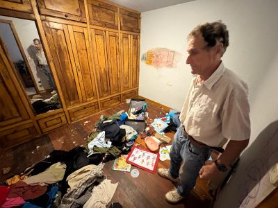 Vicente recupera por fin su casa destrozada por los inquiokupas 