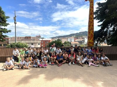 Ramallo visita en Briz aos últimos nenos e nenas que participan dos campamentos municipais de conciliación