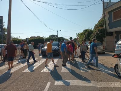 Vecinos de O Hío vuelven a la carga contra el caos de tráfico
