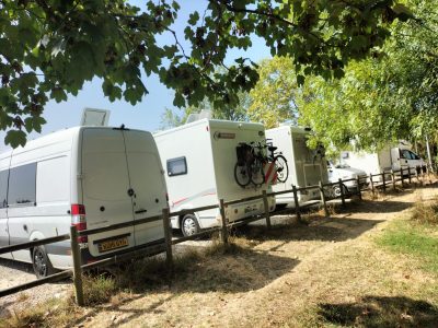 El PP pide acabar con el “espectáculo” de las caravanas