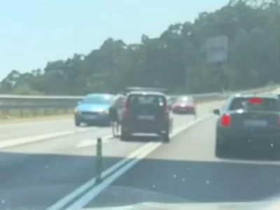 Un matrimonio mayor fue interceptado en dirección contraria en la autovía del Morrazo
