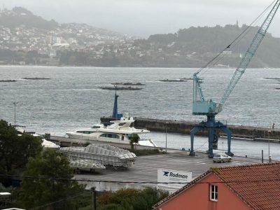 Condenan a un astillero de Moaña a pagar el 100% a un trabajador de baja 