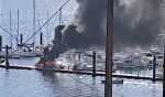 Arde una lancha en el muelle de San Adrián de Cobres