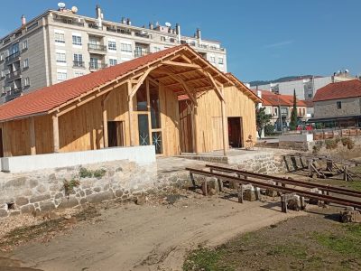 Gran inauguración das carpinterías de Seara: mostra de Diego Seixo e música tradicional