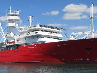 Muere un cangués de 54 años en un atunero en el Índico