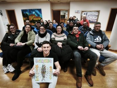 Mara Rúa, del IES As Barxas, crea el cartel del ‘Entroido dos barrios de Moaña’