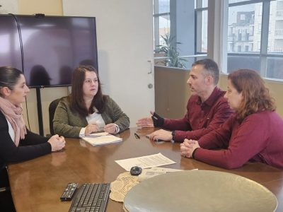 Las alcaldesas y CIG denuncian los “recortes” en la sanidad local