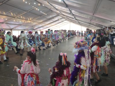 El Entroido de Cobres desafía a la lluvia e impone tradición