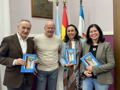 O espectacular libro das luces da nosa ría xa está na Biblioteca Pública