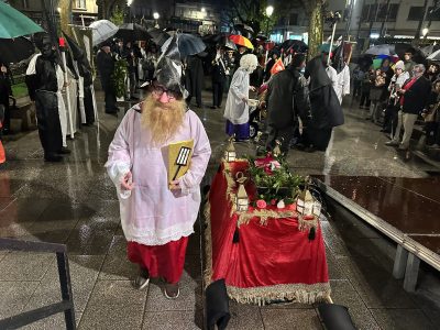 Velorio e Enterro da Sardiña de Marín en imaxes