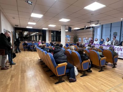 Moaña se concentra para condenar la muerte de María Belén