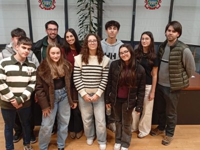 A conclusión do polémico debate de Moaña: A rapazada de Moaña amósase contraria ao auxeda ultradereita ao entender que pon en riscoos dereitos que garante o Estado do Benestar