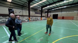 El óxido de columnas y muros pone en serio riesgo el pabellón