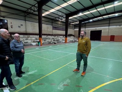 El óxido de columnas y muros pone en serio riesgo el pabellón